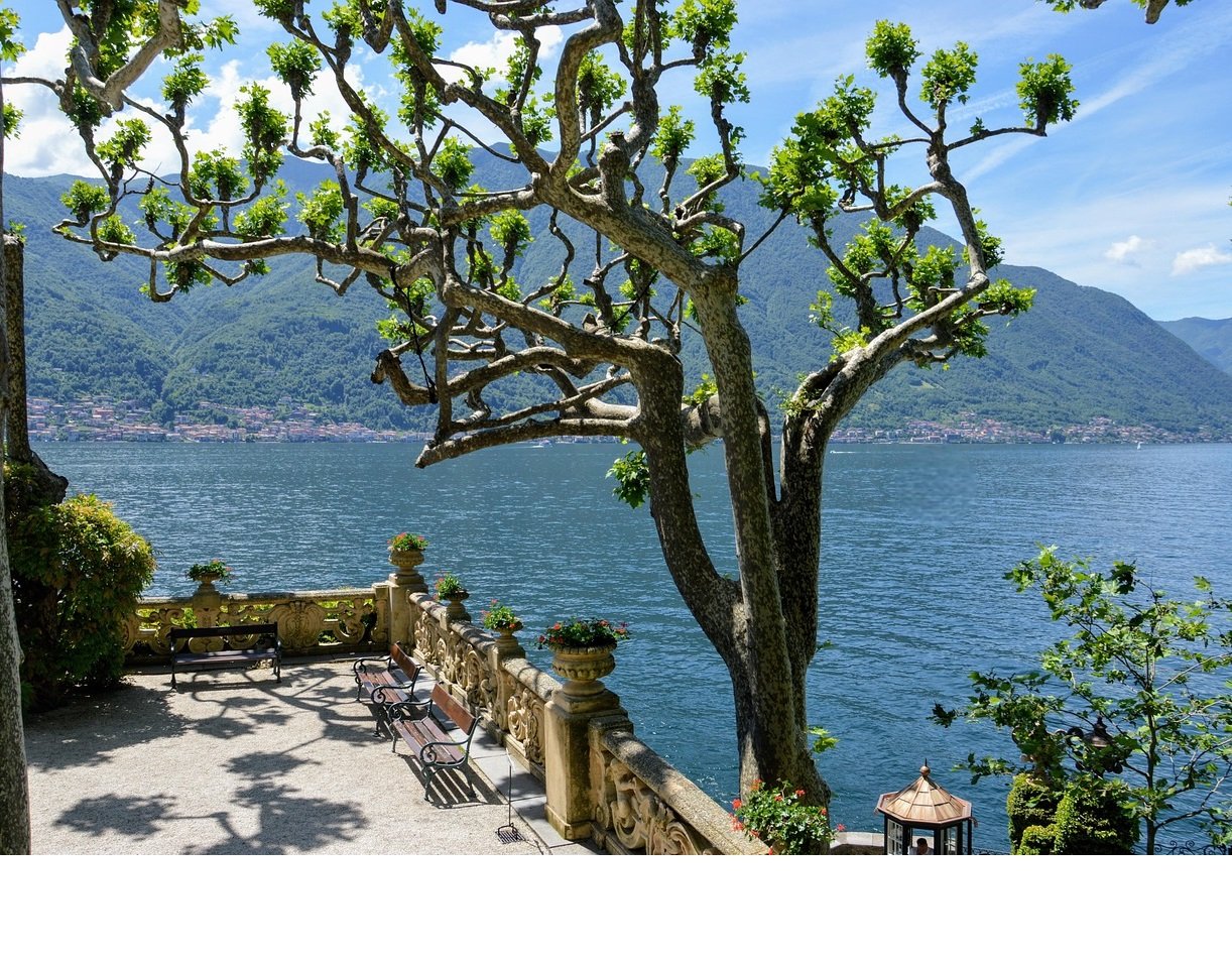 Vista dai terrazzi di Villa Balbianello